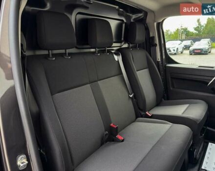 Серый Пежо e-Expert, объемом двигателя 0 л и пробегом 1 тыс. км за 30338 $, фото 47 на Automoto.ua