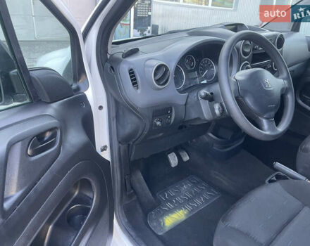 Білий Пежо E-Partner, об'ємом двигуна 0 л та пробігом 23 тис. км за 7900 $, фото 19 на Automoto.ua