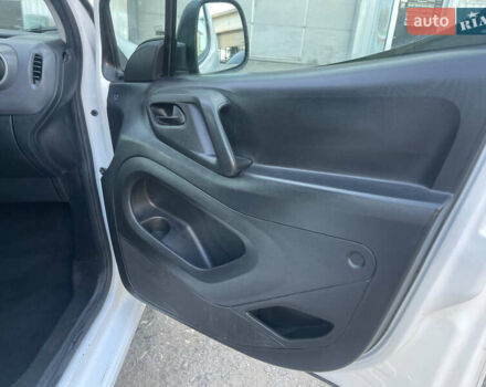 Білий Пежо E-Partner, об'ємом двигуна 0 л та пробігом 23 тис. км за 7900 $, фото 15 на Automoto.ua