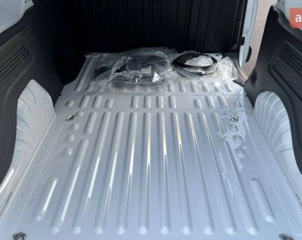 Пежо E-Partner, объемом двигателя 0 л и пробегом 0 тыс. км за 22458 $, фото 18 на Automoto.ua