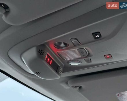 Синій Пежо e-Rifter, об'ємом двигуна 0 л та пробігом 50 тис. км за 19777 $, фото 48 на Automoto.ua