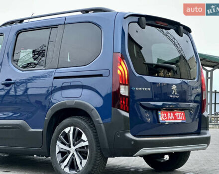 Синій Пежо e-Rifter, об'ємом двигуна 0 л та пробігом 50 тис. км за 19777 $, фото 24 на Automoto.ua