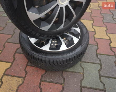 Белый Пежо иOн, объемом двигателя 0 л и пробегом 84 тыс. км за 3550 $, фото 68 на Automoto.ua