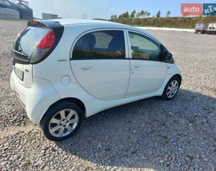 Белый Пежо иOн, объемом двигателя 0 л и пробегом 103 тыс. км за 5000 $, фото 10 на Automoto.ua