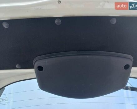 Белый Пежо иOн, объемом двигателя 0 л и пробегом 96 тыс. км за 4500 $, фото 31 на Automoto.ua