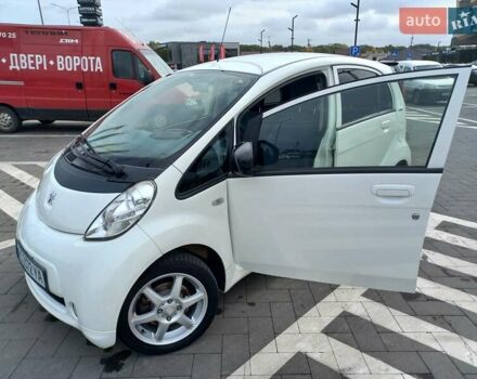 Белый Пежо иOн, объемом двигателя 0 л и пробегом 96 тыс. км за 4500 $, фото 33 на Automoto.ua