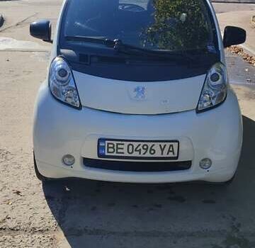 Белый Пежо иOн, объемом двигателя 0 л и пробегом 94 тыс. км за 3900 $, фото 7 на Automoto.ua
