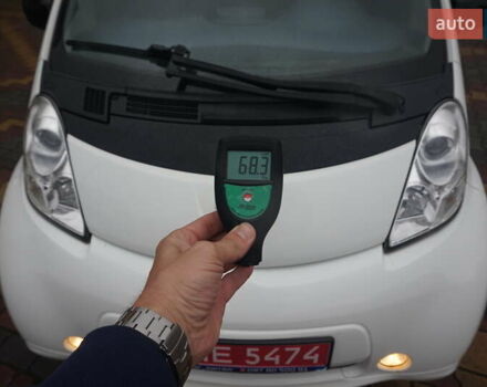 Белый Пежо иOн, объемом двигателя 0 л и пробегом 84 тыс. км за 3550 $, фото 56 на Automoto.ua