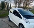 Белый Пежо иOн, объемом двигателя 0 л и пробегом 67 тыс. км за 4500 $, фото 1 на Automoto.ua