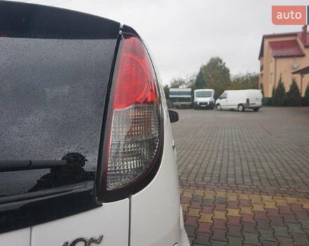 Белый Пежо иOн, объемом двигателя 0 л и пробегом 84 тыс. км за 3550 $, фото 21 на Automoto.ua