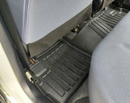 Белый Пежо иOн, объемом двигателя 0 л и пробегом 96 тыс. км за 4500 $, фото 27 на Automoto.ua