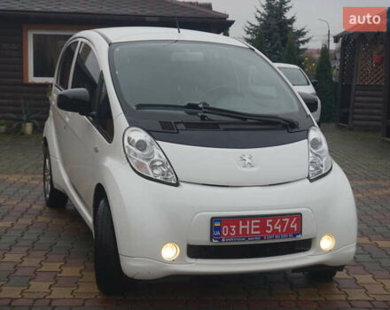 Белый Пежо иOн, объемом двигателя 0 л и пробегом 84 тыс. км за 3550 $, фото 3 на Automoto.ua