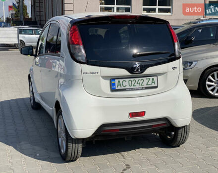 Білий Пежо iOн, об'ємом двигуна 0 л та пробігом 107 тис. км за 3799 $, фото 11 на Automoto.ua