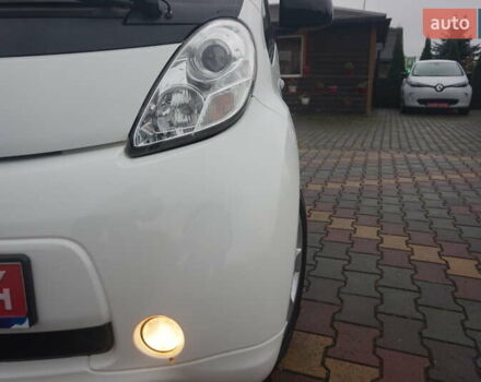 Белый Пежо иOн, объемом двигателя 0 л и пробегом 84 тыс. км за 3550 $, фото 19 на Automoto.ua