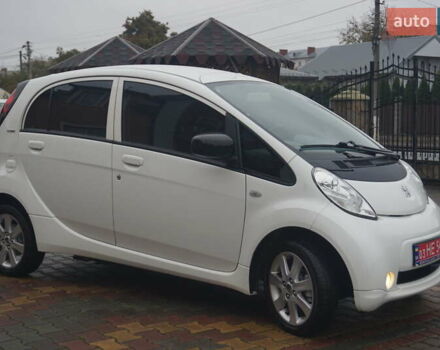 Белый Пежо иOн, объемом двигателя 0 л и пробегом 84 тыс. км за 3550 $, фото 4 на Automoto.ua