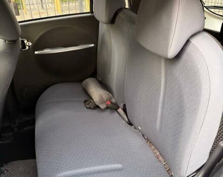 Белый Пежо иOн, объемом двигателя 0 л и пробегом 80 тыс. км за 4500 $, фото 36 на Automoto.ua