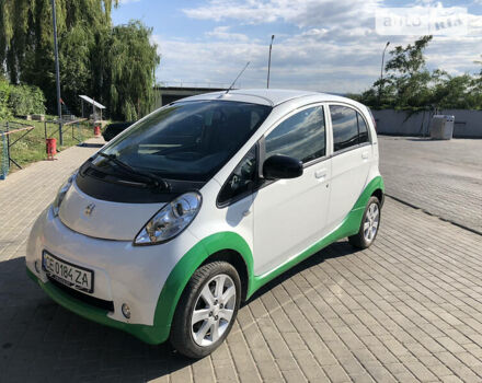 Белый Пежо иOн, объемом двигателя 0 л и пробегом 80 тыс. км за 5000 $, фото 1 на Automoto.ua