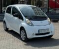 Белый Пежо иOн, объемом двигателя 0 л и пробегом 61 тыс. км за 5300 $, фото 1 на Automoto.ua