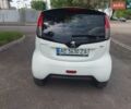 Белый Пежо иOн, объемом двигателя 0 л и пробегом 116 тыс. км за 4900 $, фото 4 на Automoto.ua