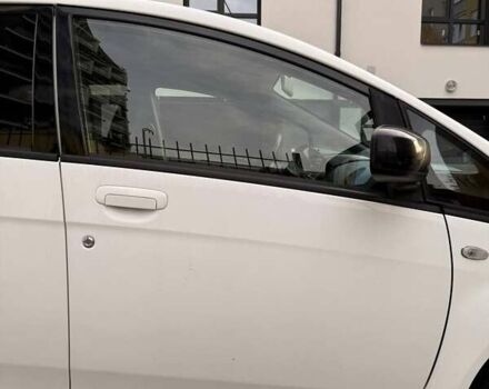 Белый Пежо иOн, объемом двигателя 0 л и пробегом 80 тыс. км за 4500 $, фото 15 на Automoto.ua