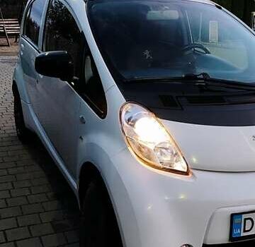 Белый Пежо иOн, объемом двигателя 0 л и пробегом 102 тыс. км за 4500 $, фото 28 на Automoto.ua