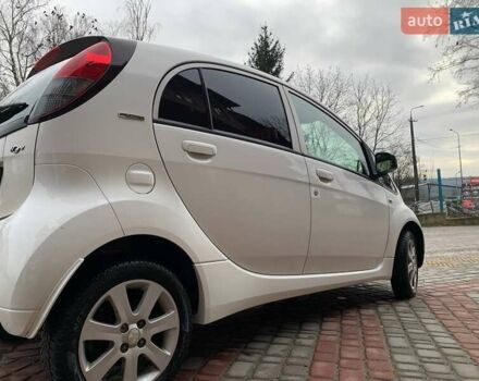 Белый Пежо иOн, объемом двигателя 0 л и пробегом 40 тыс. км за 3900 $, фото 1 на Automoto.ua