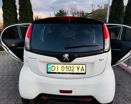 Белый Пежо иOн, объемом двигателя 0 л и пробегом 102 тыс. км за 4500 $, фото 8 на Automoto.ua