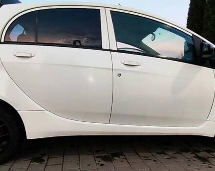 Белый Пежо иOн, объемом двигателя 0 л и пробегом 102 тыс. км за 4500 $, фото 15 на Automoto.ua