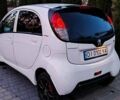 Белый Пежо иOн, объемом двигателя 0 л и пробегом 102 тыс. км за 4500 $, фото 30 на Automoto.ua