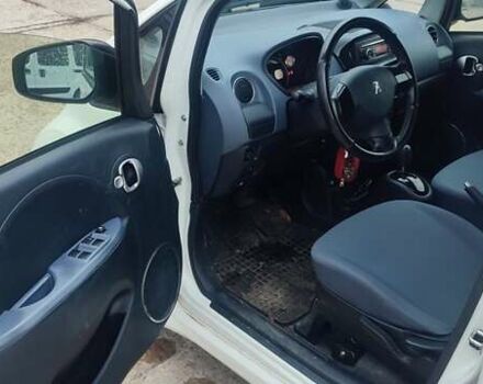 Білий Пежо iOн, об'ємом двигуна 0 л та пробігом 77 тис. км за 5400 $, фото 8 на Automoto.ua