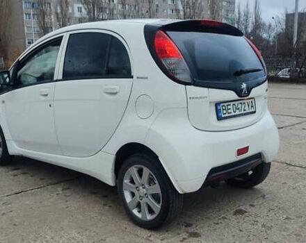 Білий Пежо iOн, об'ємом двигуна 0 л та пробігом 77 тис. км за 5400 $, фото 1 на Automoto.ua