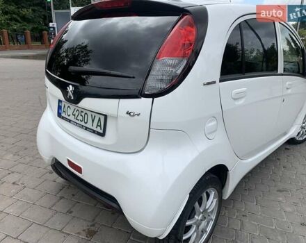 Пежо iOн 2014 у Луцьку на Automoto.ua Білий Пежо iOн, об'ємом двигуна 0 л та пробігом 49 тис. км за 4950 $, фото 7 на Automoto.ua