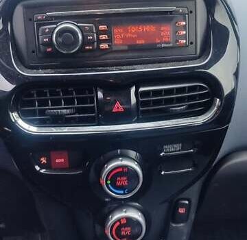 Білий Пежо iOн, об'ємом двигуна 0 л та пробігом 77 тис. км за 5400 $, фото 11 на Automoto.ua