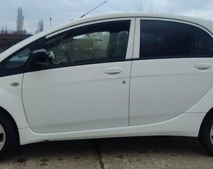 Білий Пежо iOн, об'ємом двигуна 0 л та пробігом 77 тис. км за 5400 $, фото 4 на Automoto.ua