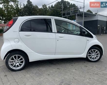 Пежо iOн 2014 у Луцьку на Automoto.ua Білий Пежо iOн, об'ємом двигуна 0 л та пробігом 49 тис. км за 4950 $, фото 5 на Automoto.ua