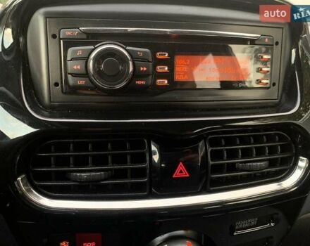 Пежо iOн 2014 у Луцьку на Automoto.ua Білий Пежо iOн, об'ємом двигуна 0 л та пробігом 49 тис. км за 4950 $, фото 25 на Automoto.ua