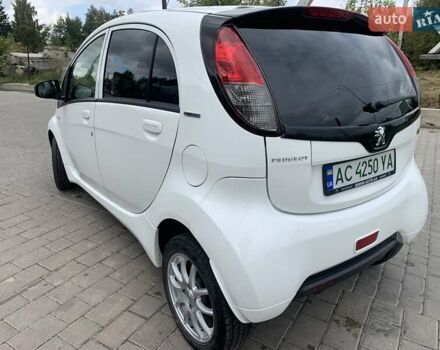 Пежо iOн 2014 у Луцьку на Automoto.ua Білий Пежо iOн, об'ємом двигуна 0 л та пробігом 49 тис. км за 4950 $, фото 10 на Automoto.ua