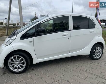 Пежо iOн 2014 у Луцьку на Automoto.ua Білий Пежо iOн, об'ємом двигуна 0 л та пробігом 49 тис. км за 4950 $, фото 6 на Automoto.ua