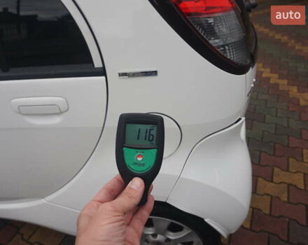 Белый Пежо иOн, объемом двигателя 0 л и пробегом 103 тыс. км за 4200 $, фото 56 на Automoto.ua