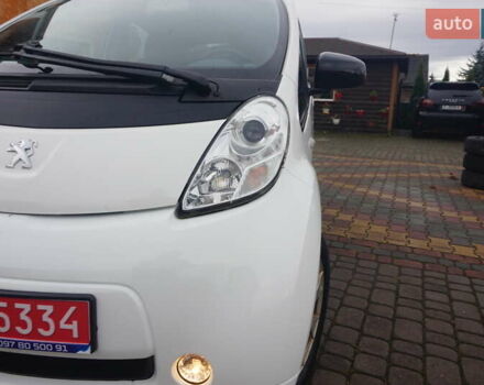 Белый Пежо иOн, объемом двигателя 0 л и пробегом 103 тыс. км за 4200 $, фото 19 на Automoto.ua