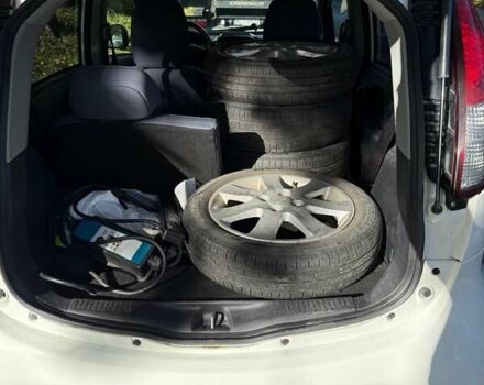 Белый Пежо иOн, объемом двигателя 0 л и пробегом 93 тыс. км за 4600 $, фото 16 на Automoto.ua