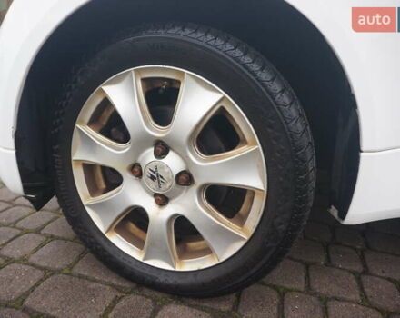 Белый Пежо иOн, объемом двигателя 0 л и пробегом 103 тыс. км за 4200 $, фото 48 на Automoto.ua