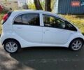 Белый Пежо иOн, объемом двигателя 0 л и пробегом 93 тыс. км за 4600 $, фото 13 на Automoto.ua