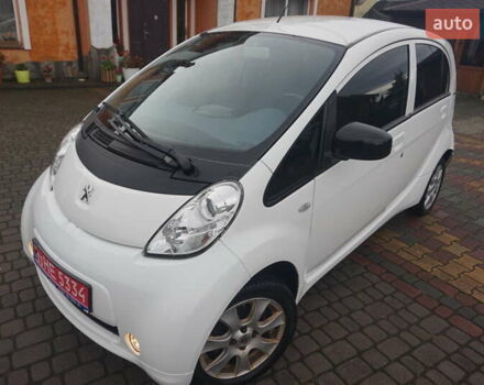 Белый Пежо иOн, объемом двигателя 0 л и пробегом 103 тыс. км за 4200 $, фото 11 на Automoto.ua