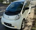 Белый Пежо иOн, объемом двигателя 0 л и пробегом 93 тыс. км за 4600 $, фото 10 на Automoto.ua