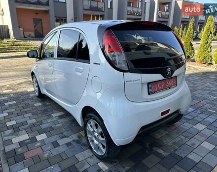 Белый Пежо иOн, объемом двигателя 0 л и пробегом 67 тыс. км за 4999 $, фото 4 на Automoto.ua