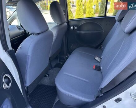 Белый Пежо иOн, объемом двигателя 0 л и пробегом 67 тыс. км за 4999 $, фото 6 на Automoto.ua