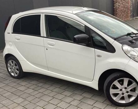 Білий Пежо iOн, об'ємом двигуна 0 л та пробігом 89 тис. км за 5199 $, фото 4 на Automoto.ua