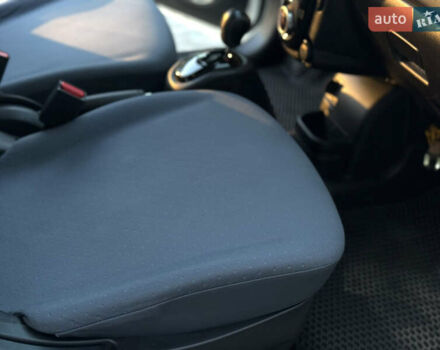 Белый Пежо иOн, объемом двигателя 0 л и пробегом 85 тыс. км за 5650 $, фото 36 на Automoto.ua