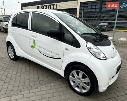 Белый Пежо иOн, объемом двигателя 0 л и пробегом 74 тыс. км за 4900 $, фото 11 на Automoto.ua